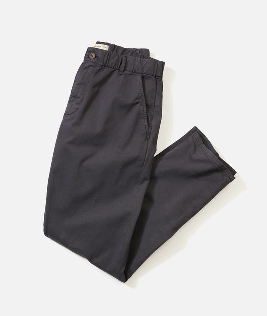 Saturday Athletic Fit Twill Chino