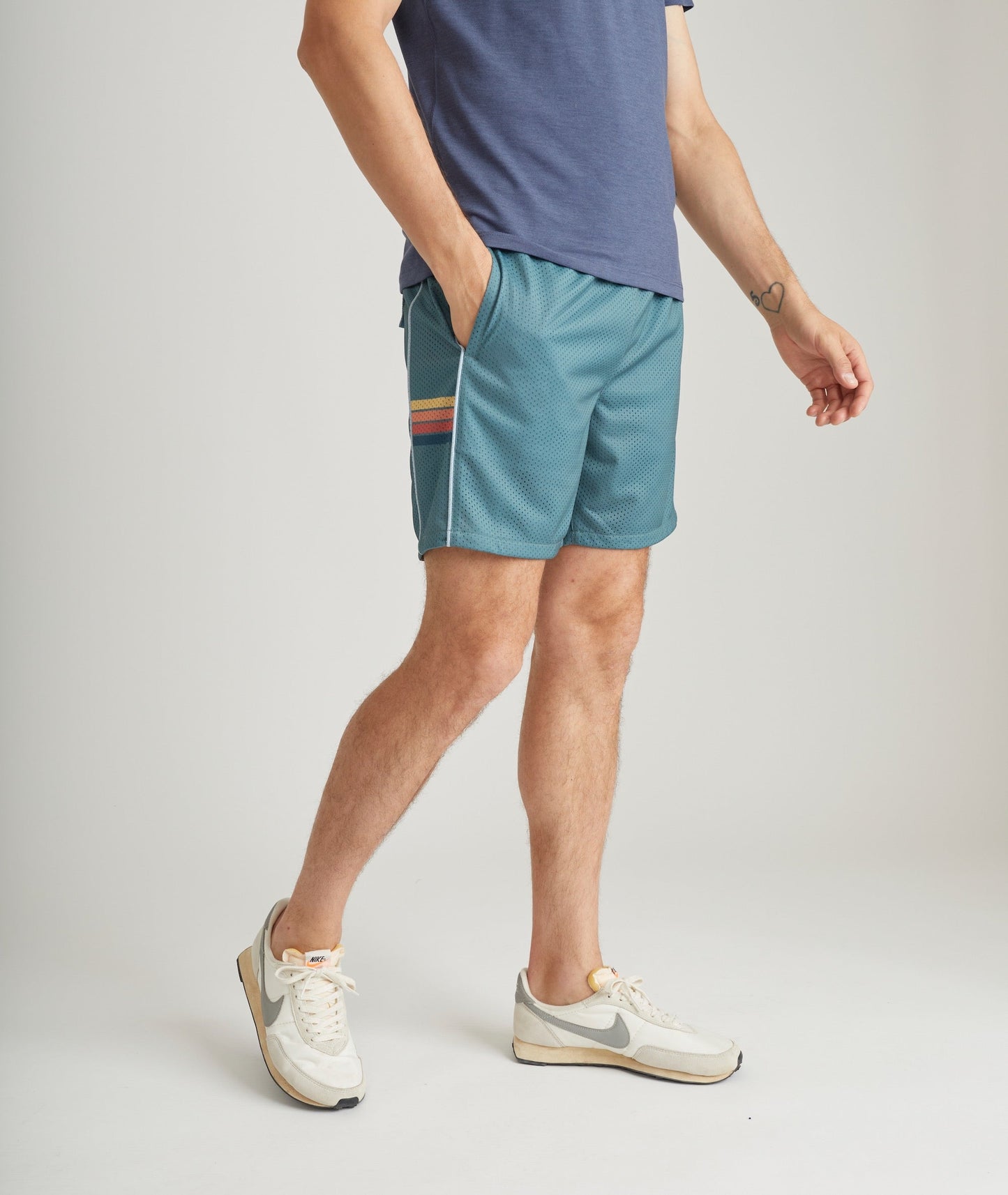6" Mesh Short