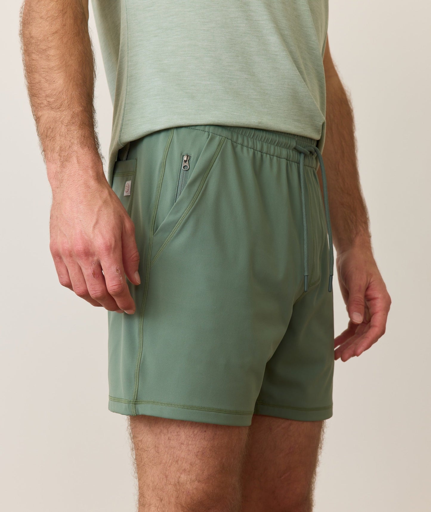 7" Sunday Stretch Short