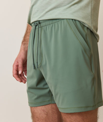 7" Sunday Stretch Short